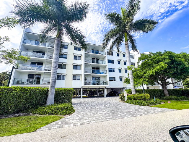 601 North Ocean  photo 3